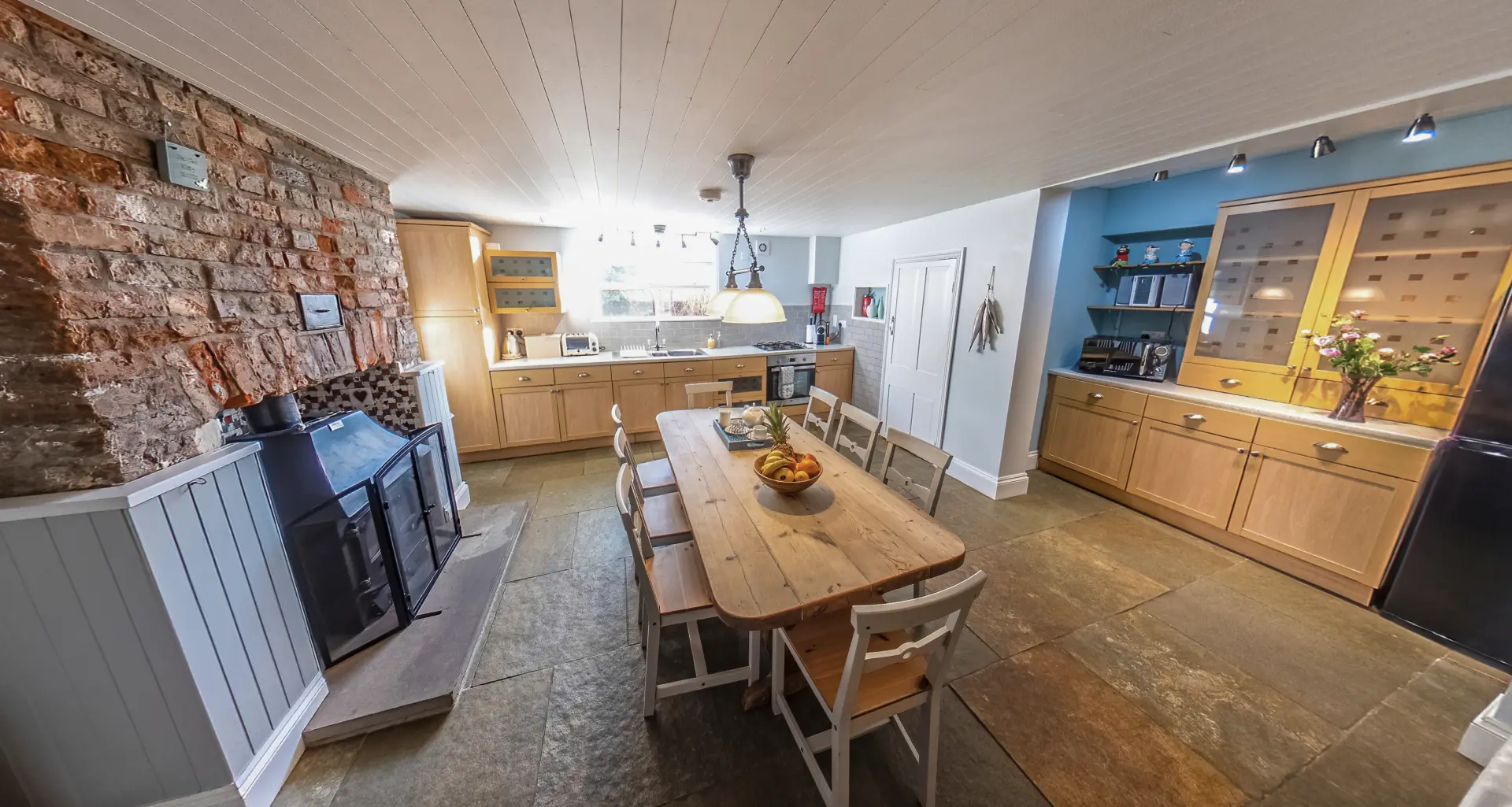 Modern Kitchen with Dining Area